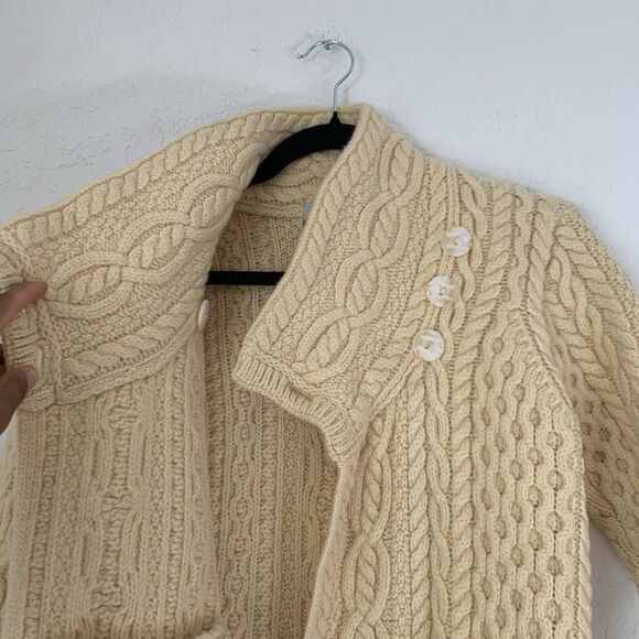 Aran Crafts Sweater Cardigan Women XS Beige Cream Button Chunky Cable Knit Irish - Picture 4 of 8